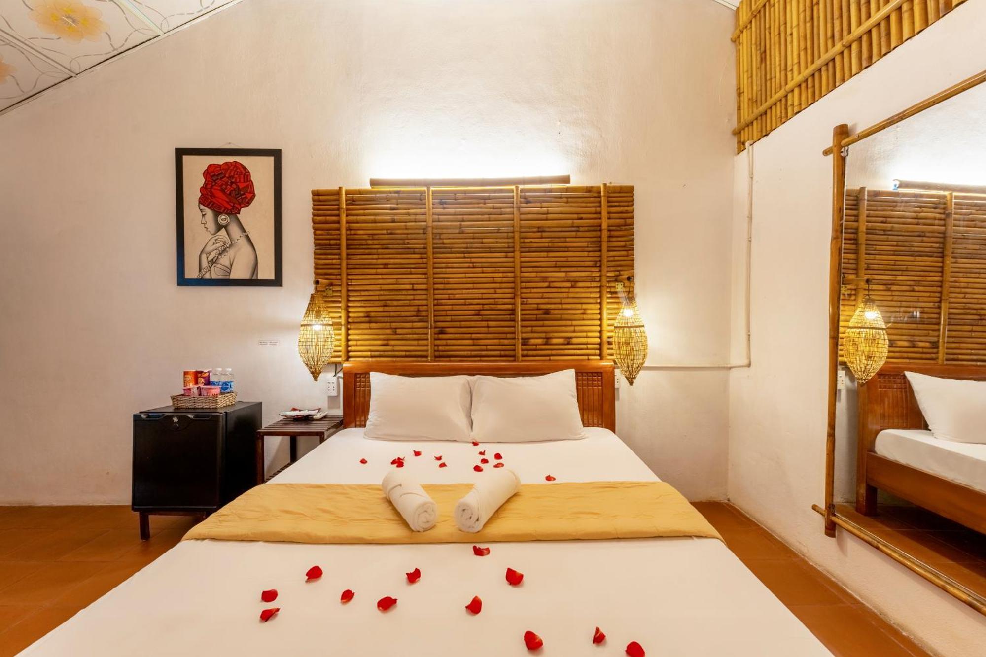 Serendipity Experience Hoi An Old Town Екстер'єр фото