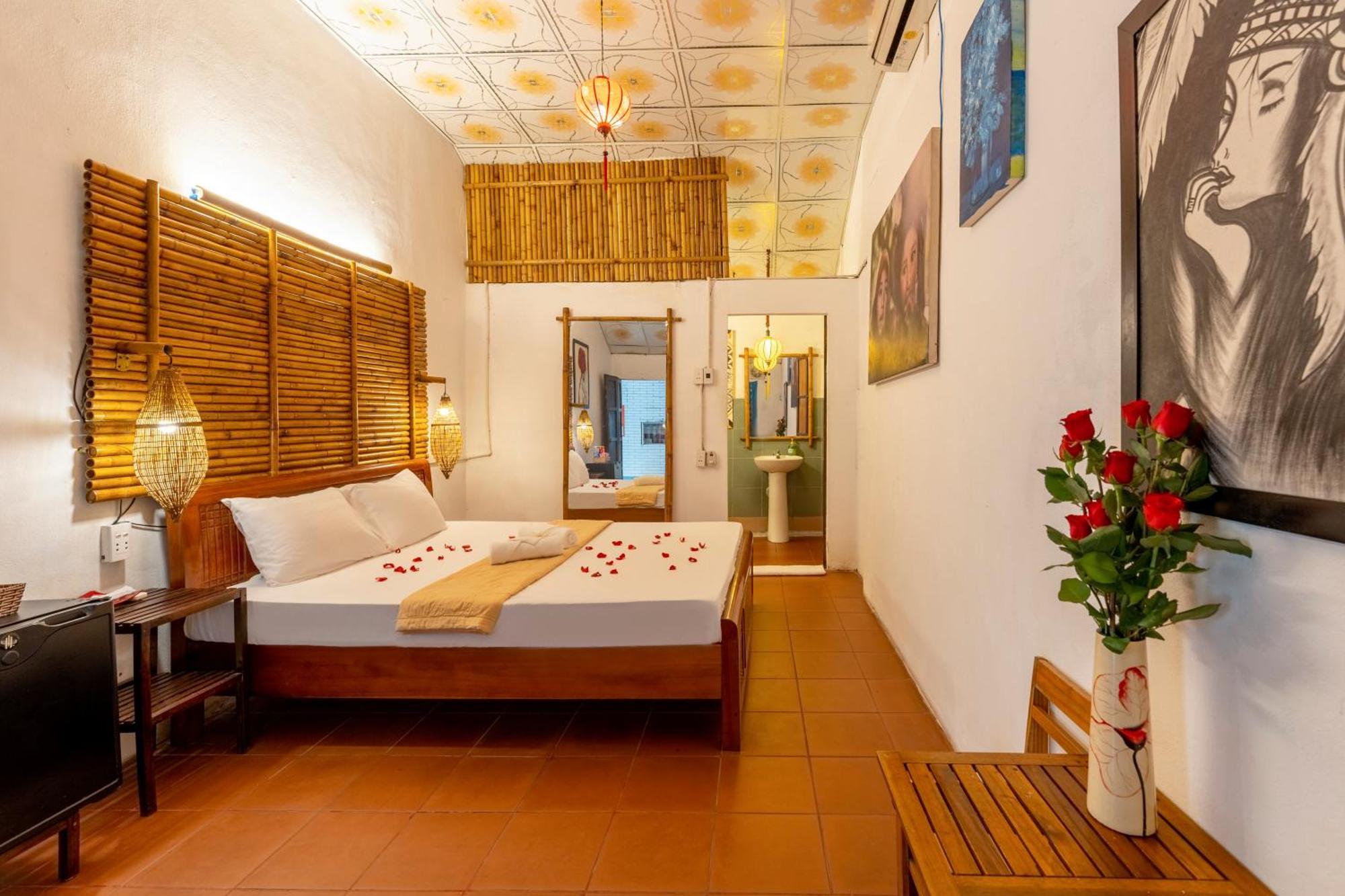 Serendipity Experience Hoi An Old Town Екстер'єр фото
